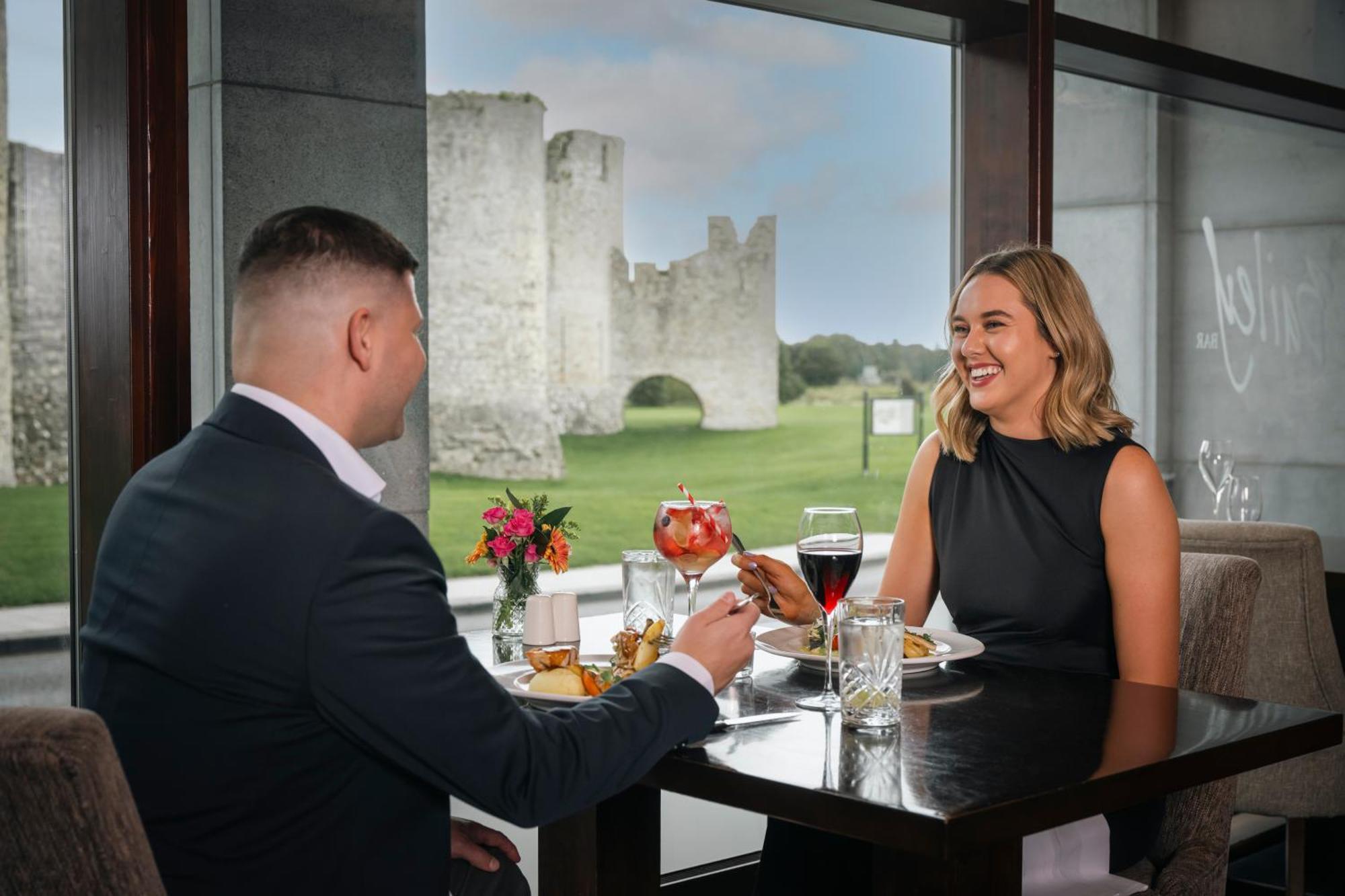 Trim Castle Hotel Dış mekan fotoğraf